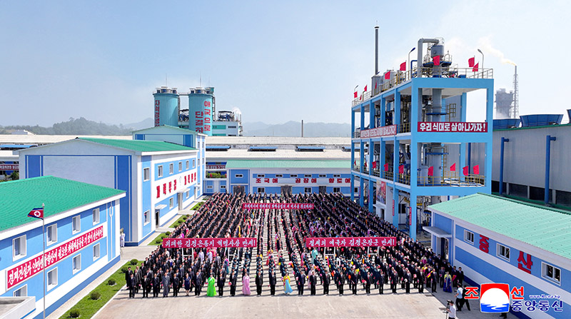 Melamine resin production line set up at Hungnam Fertilizer Complex