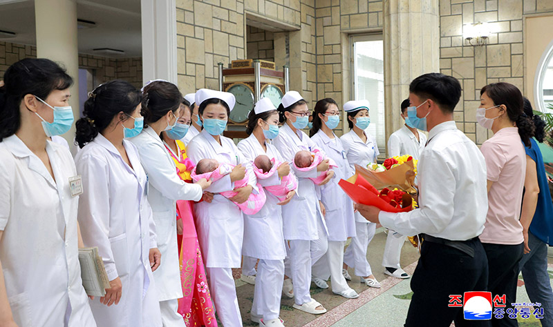 Triplets leave Pyongyang Maternity Hospital