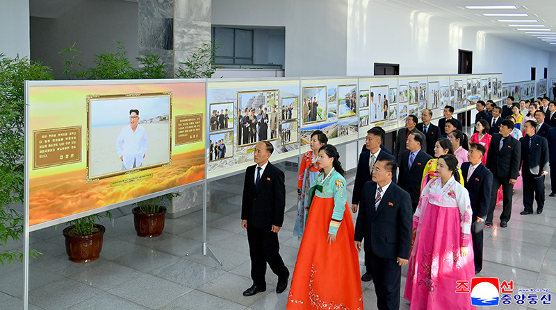 Photo exhibition on Wonsan Kalma Coastal Tourist Area opens