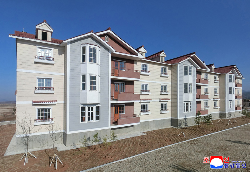 New houses built in Pyongyang Municipality