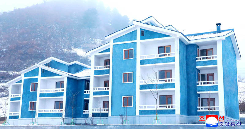 New houses built in Nampho Municipality and Jagang Province