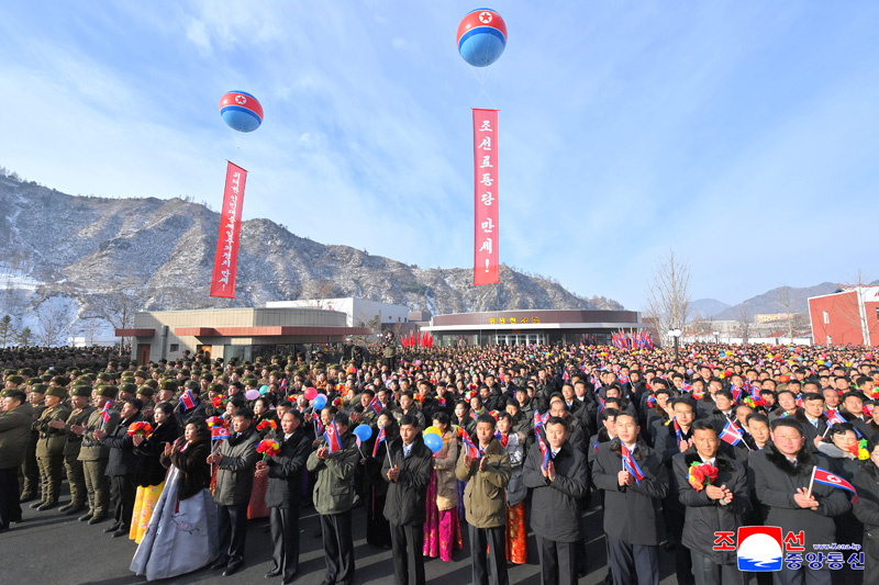 New regional-industry factories built in Sinyang County
