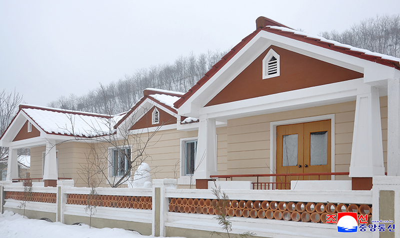 New houses built in North Hwanghae Province