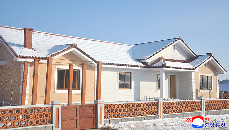 New houses built in North Hwanghae Province