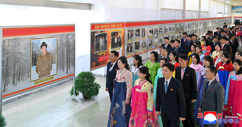 National photo exhibition opens