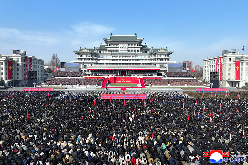 Pyongyang military-civilian meeting and public procession held