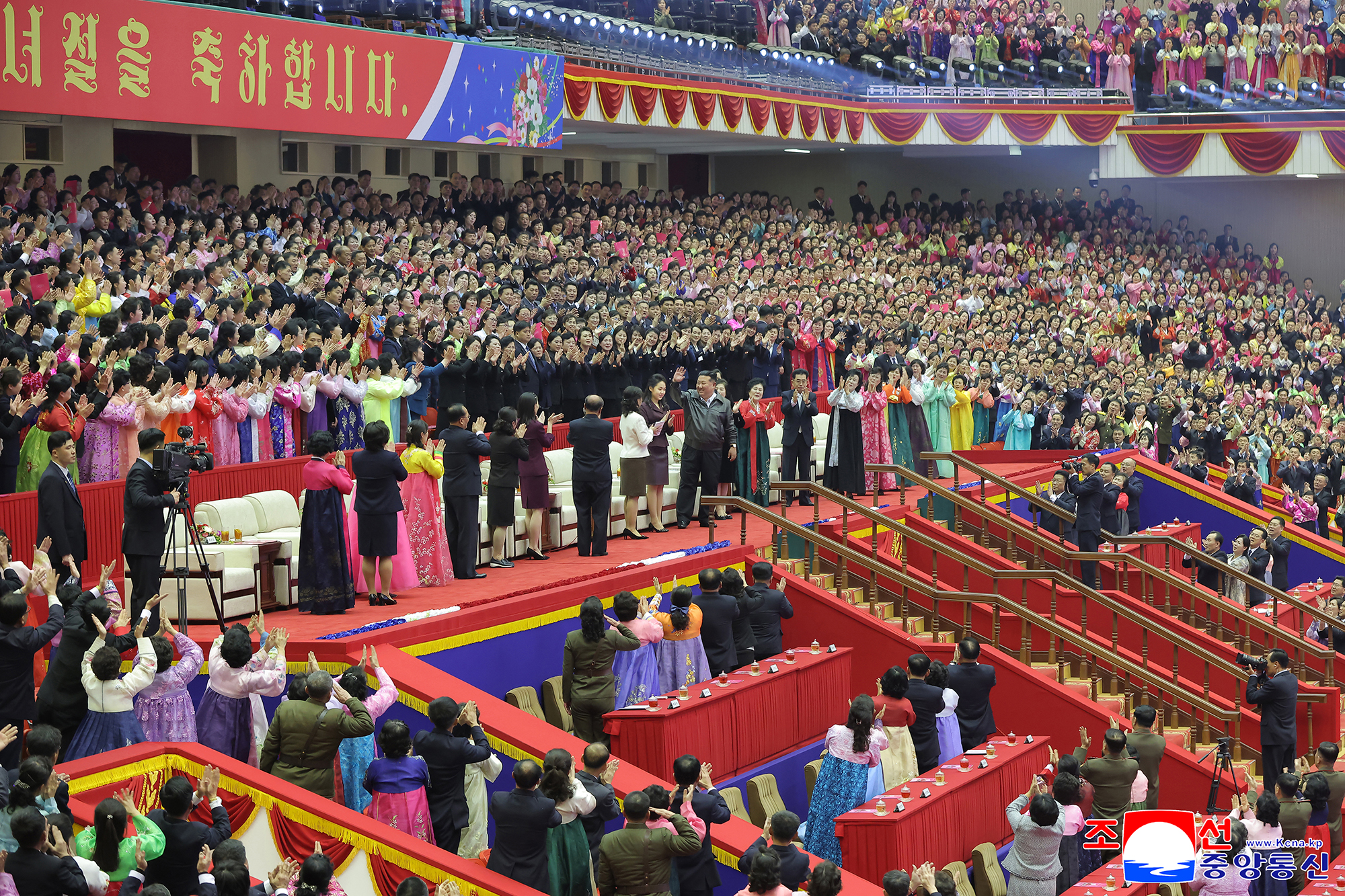 Grand performance given to commemorate March 8 International Women's Day