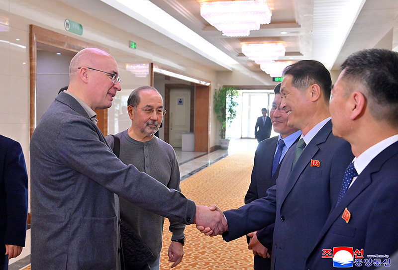 Russian TASS delegation arrives in Pyongyang