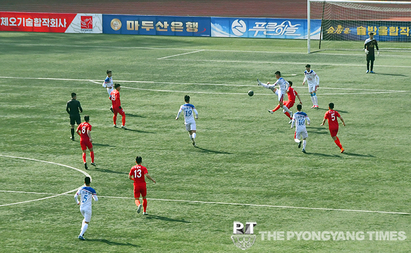 	News of football matches in spring national sports festival
