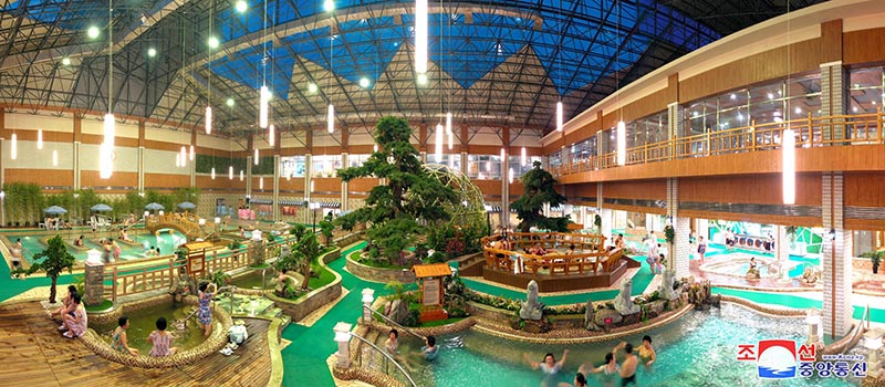 Abundant mineral spring resources of DPRK (1)