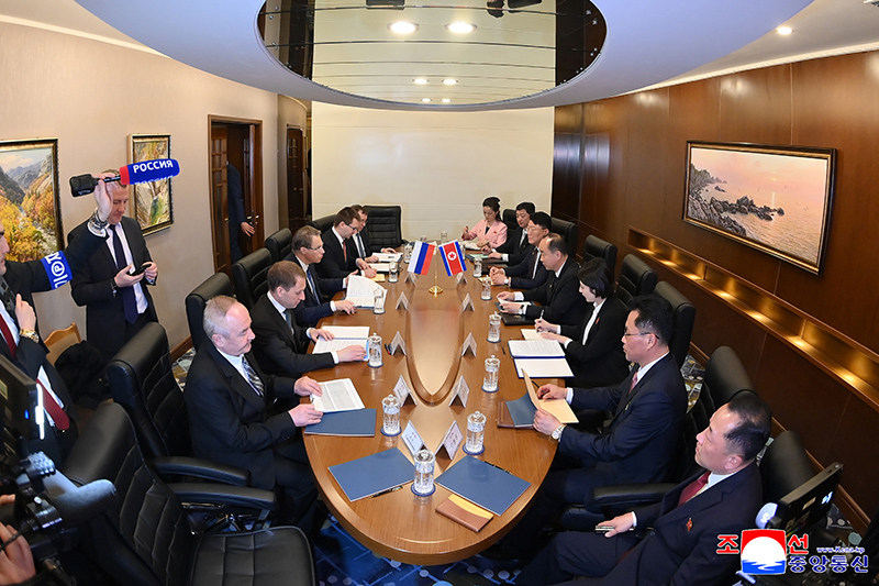 Working-level talks held between DPRK and Russia 