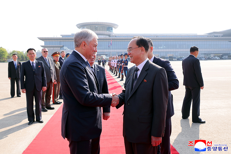 Russian official delegation leaves Pyongyang