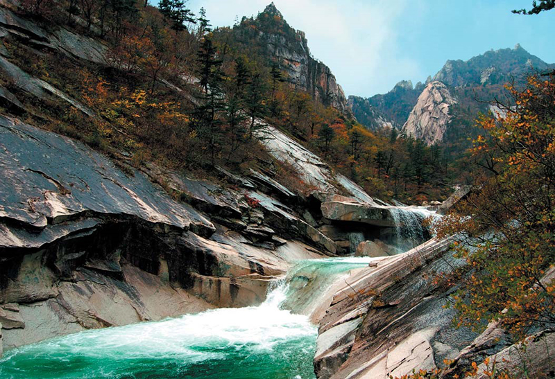 Natural monument, Ryonju Pools 